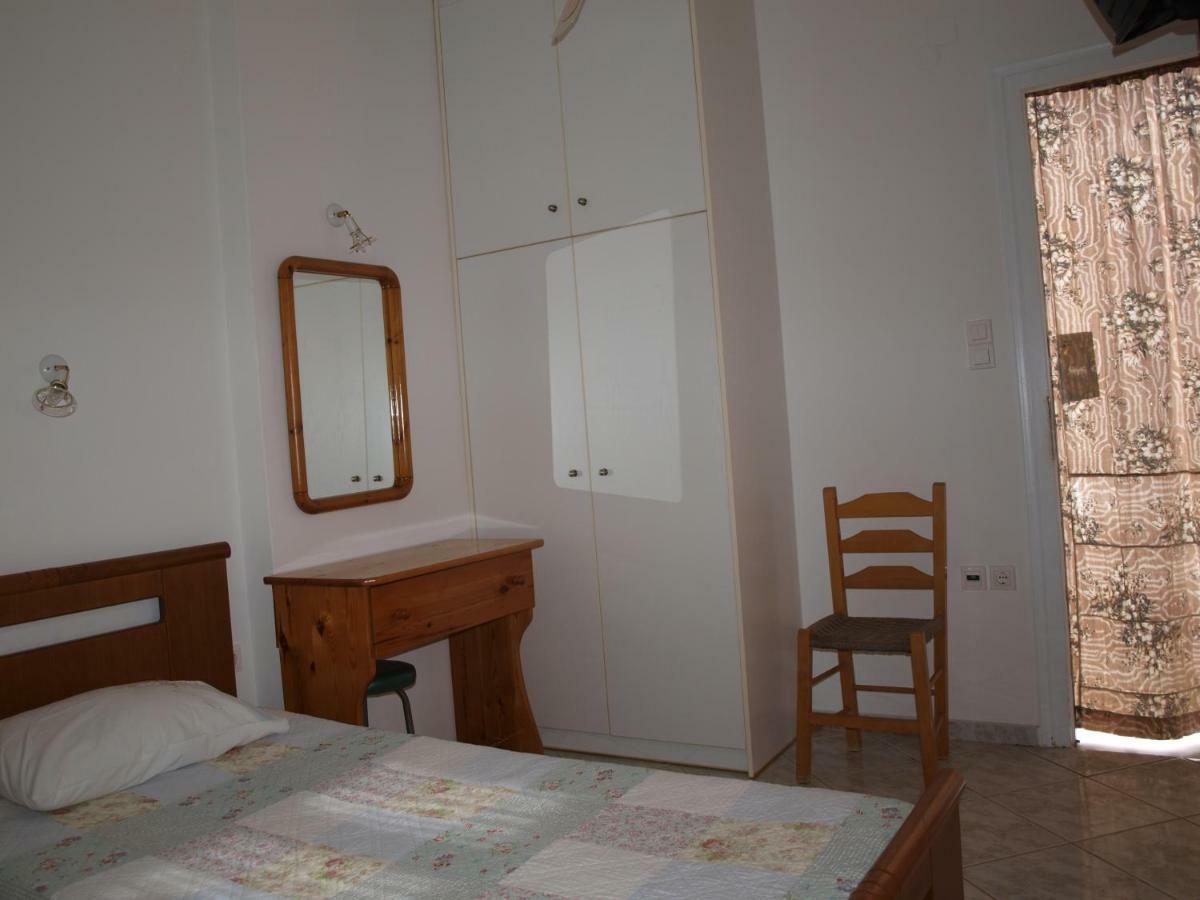 Artemonas Batika Rooms מראה חיצוני תמונה